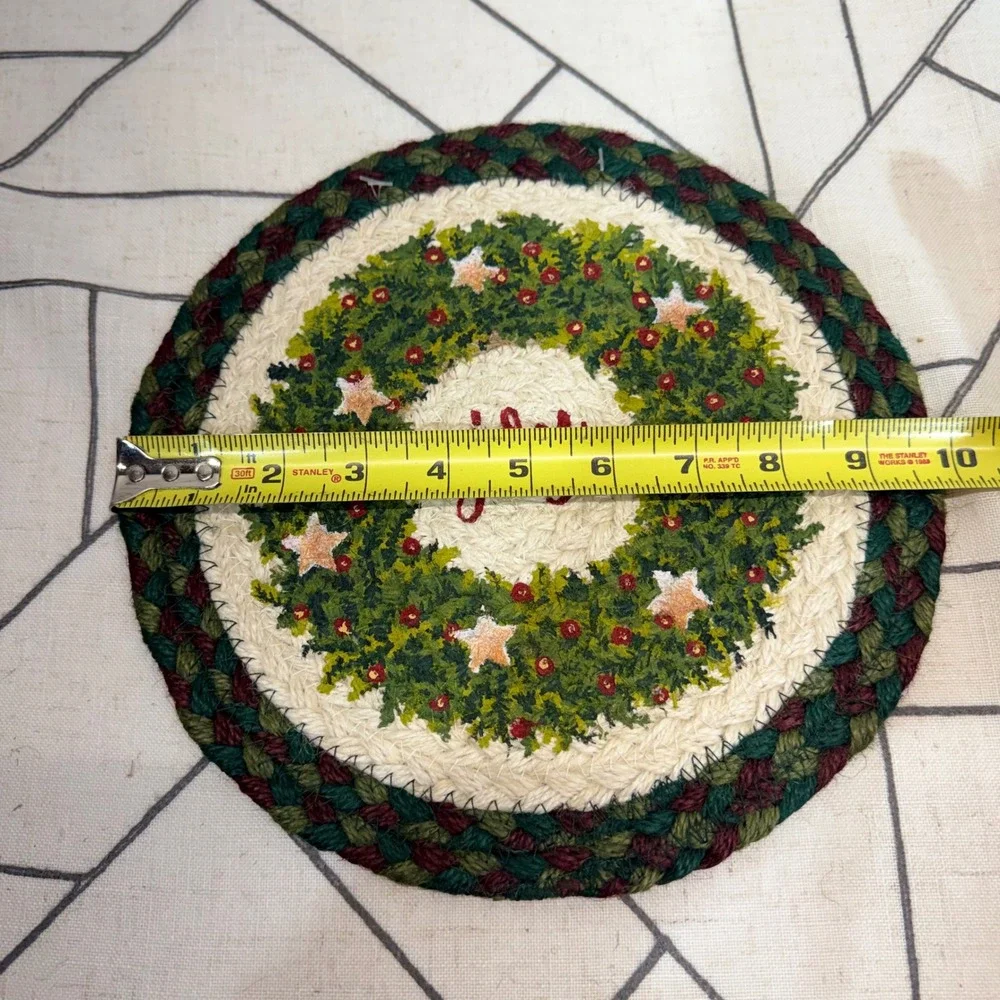 Capitol Earth Rugs Christmas Joy Wreath 10